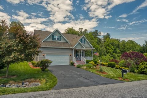 55 Stone House Road sold home in Devonwood, Hendersonville, NC