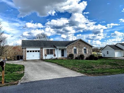 4826 Thoreau Drive sold home in Swinging Bridge, Conover, NC