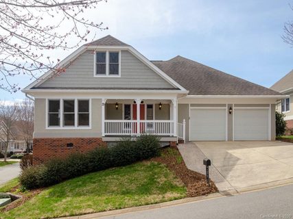 33 Creekside Way