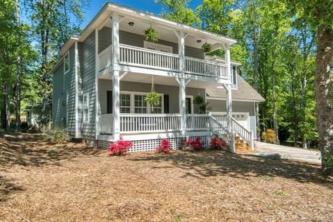 Previously sold for $394,000