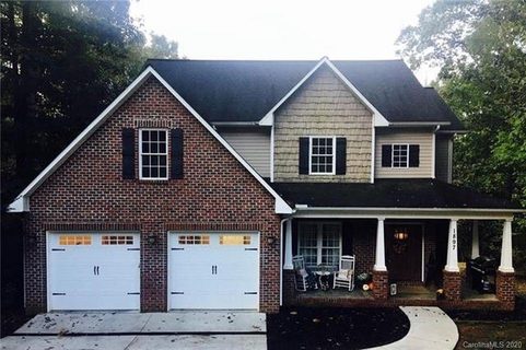 1897 Wellington Avenue sold home in Kensington, Newton, NC