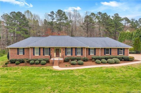 4512 King Crowder Drive sold home in Binwhe, Gastonia, NC