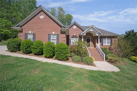 2728 Firethorn Court