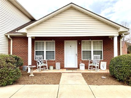 102 Ne Brandywine Drive Y6