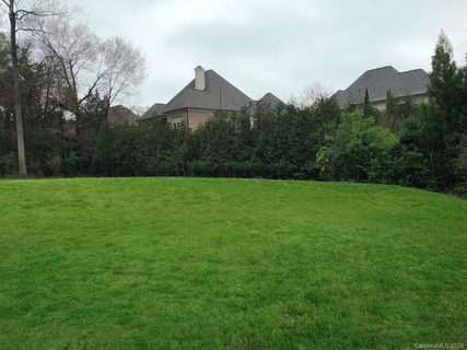 Previously sold for $285,000