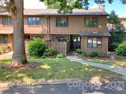555 Crowfields Lane