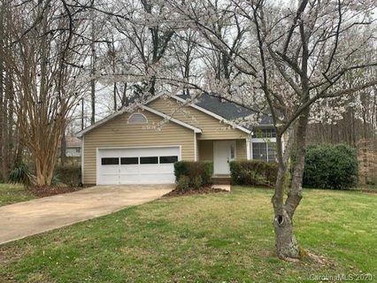 6002 Whitewater Drive sold home in Woodland Station, Charlotte, NC