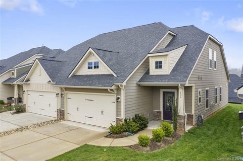 109 Canter Lane