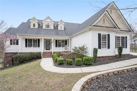 5415 Club View Drive sold home in Phoenix Hills, Concord, NC