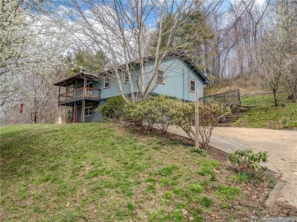 29 Penny Lane sold home in Pine Haven, Clyde, NC