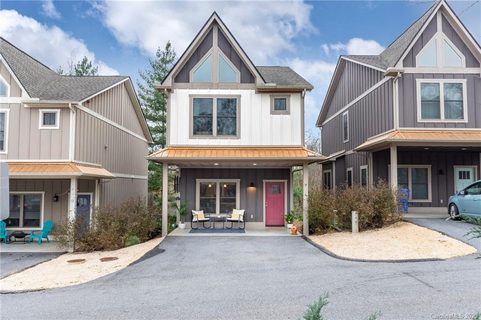 9 Gratitude Drive sold home in West End Village, Asheville, NC