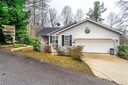 702 Cinnamon Way sold home in Flat Rock, SC