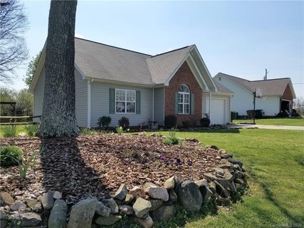 104 Silver Glen Lane