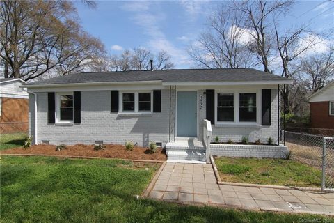 4932 Winchester Street sold home in Westmont, Charlotte, NC