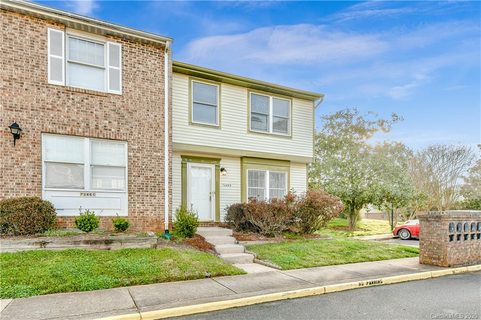 7348 Pebblestone Drive sold home in Waterford Twn Homes, Charlotte, NC