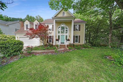 Previously sold for $296,000