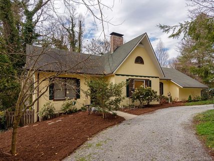 2719 Miller Lane sold home in Sycamore Hill, Hendersonville, NC