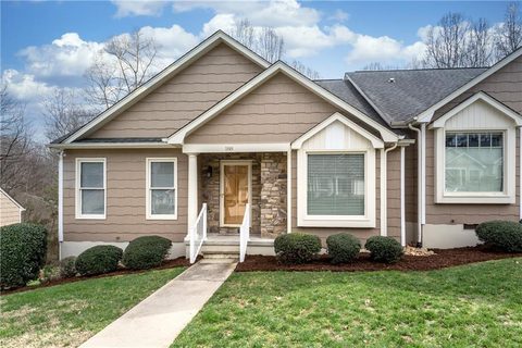 188 39th Avenue Court sold townhome in Cedar Grove, Hickory, NC