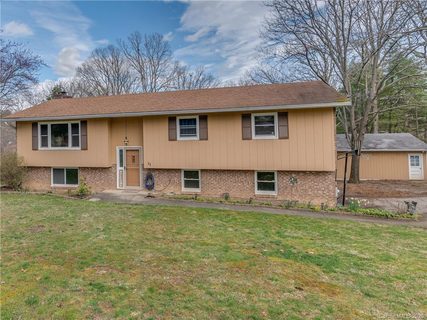 11 Norman Road sold home in Franem Acres, Fletcher, NC