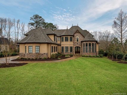 Previously sold for $965,000