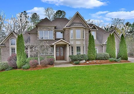 Previously sold for $570,000