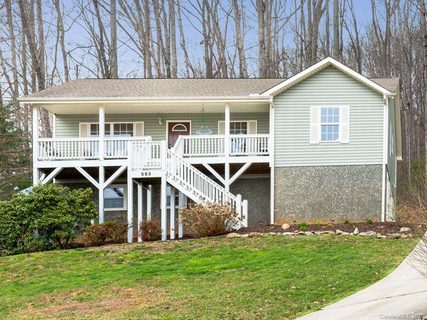 565 Beechwood Lakes Drive