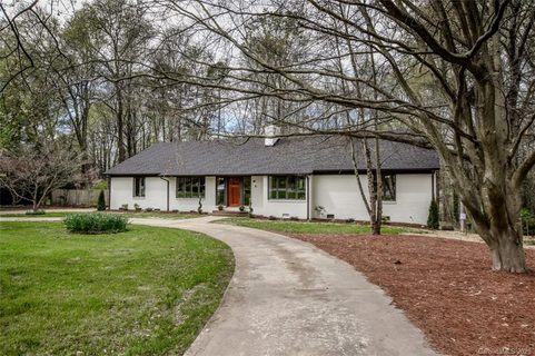625 S Magnolia Street sold home in White Oak, Mooresville, NC