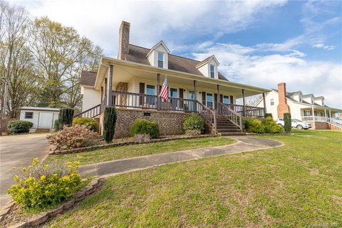 108 Spurgen Drive sold home in Bethlehem Estates, Kings Mountain, NC