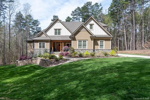 117 Hawks Nest Lane sold home in Woodstream Estates, Mooresville, NC