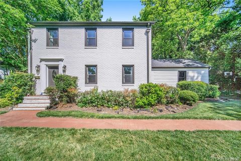 2038 S Wendover Road sold home in Pharr Acres, Charlotte, NC