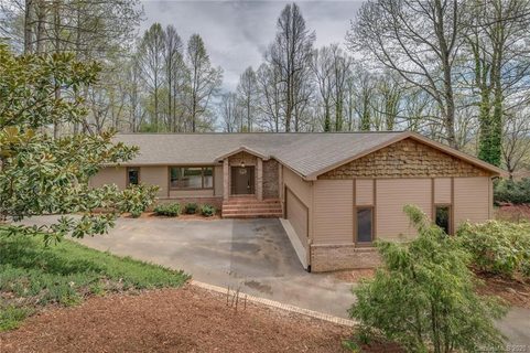 168 Echo Lane sold home in Laurel Park Estates, Laurel Park, NC