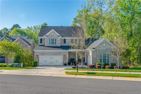 1002 Five Leaf Lane