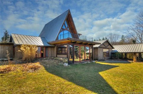 113 Forest Hills Drive sold home in Forest Hills, Black Mountain, NC