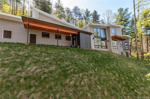 111 Carter Cove Road sold home in Carter Cove, Asheville, NC
