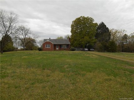 8525 Mcclure Circle sold home in McClure Acres, Charlotte, NC