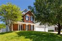 2233 Candlelight Woods Drive sold home in Matthews, SC