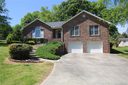 212 Meadowbrook Circle sold home in Dallas, SC