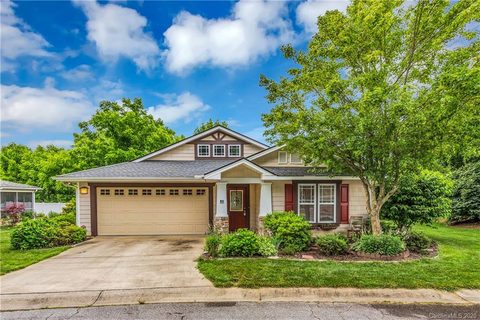 3 Sunview Circle sold home in Baldwin Cove, Arden, NC