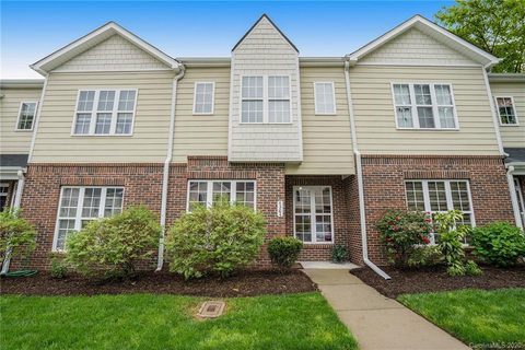 4364 Yoruk Forest Lane sold townhome in Cotswold Glen, Charlotte, NC
