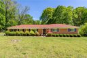8211 Hickory Drive sold home in Charlotte, SC