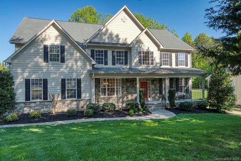 104 Estate View Court