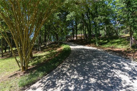 637 Devereaux Court sold home in Luvine Hills, Concord, NC