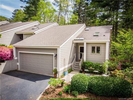104 Beaver Ridge Road sold townhome in Belvedere, Asheville, NC