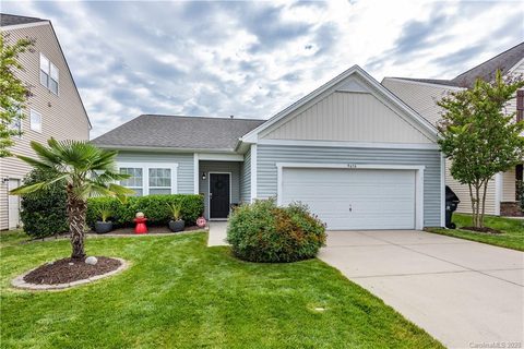 9616 Cayenne Drive sold home in Stratford Pond, Charlotte, NC