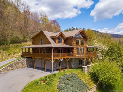 268 Cub Trail sold home in Black Bear Ridge, Maggie Valley, NC