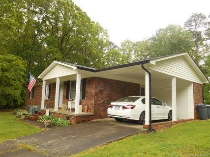 1656 Maple Lane sold home in Green Acres, Lincolnton, NC