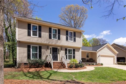 9843 Providence Forest Lane sold home in Providence Forest, Charlotte, NC