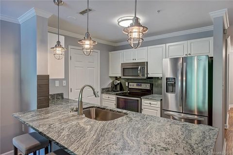 104 Pier 33 Drive 317