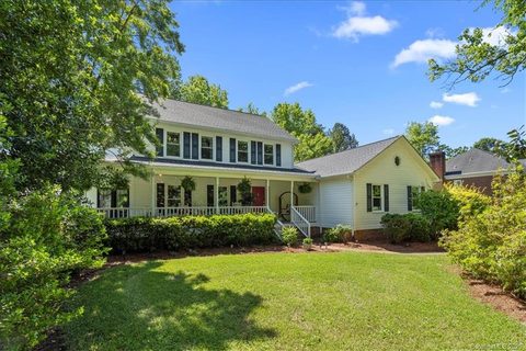 1047 Eagle Drive