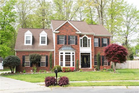 3047 Pinewood Hill Drive